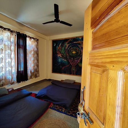 Flipsyde Retreat Hotel Kasol Exterior photo