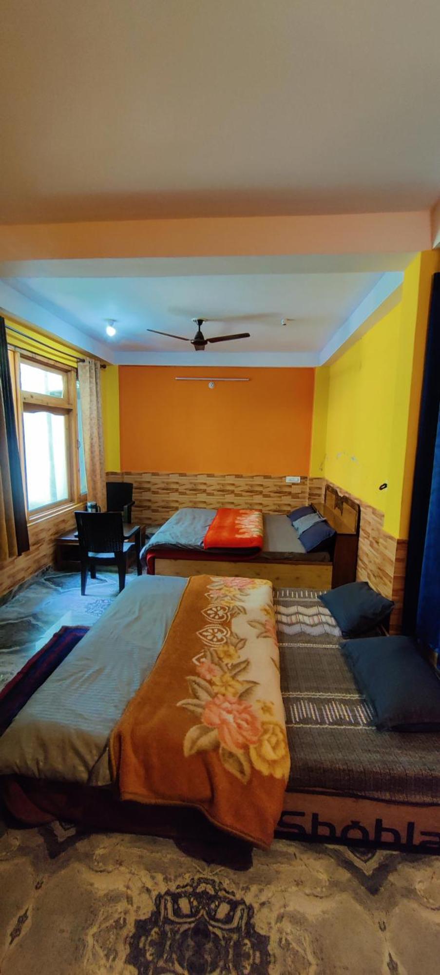 Flipsyde Retreat Hotel Kasol Exterior photo