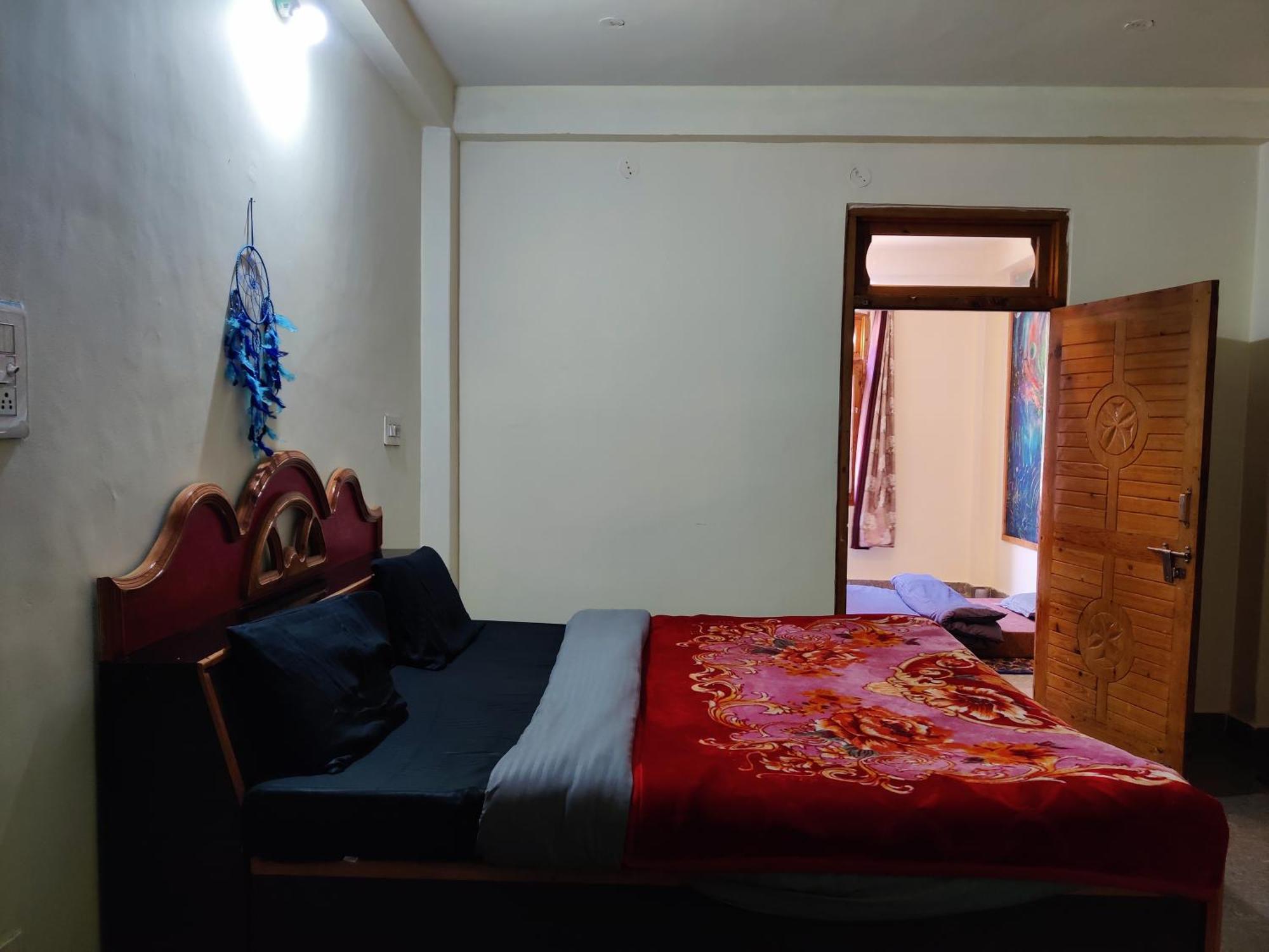 Flipsyde Retreat Hotel Kasol Exterior photo